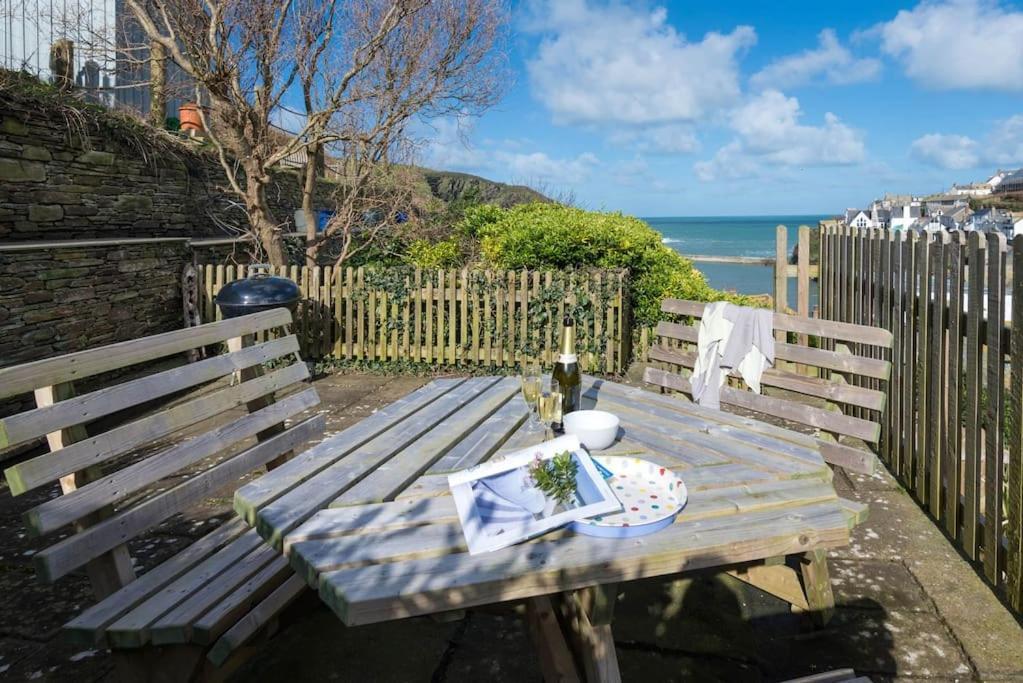Scuppers, Port Isaac Bay Holidays エクステリア 写真